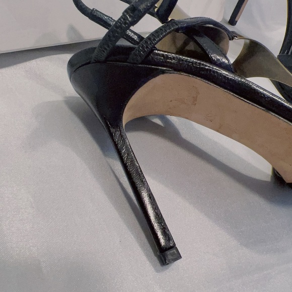 Manolo Blahnik Slingback Pumps - Picture 7 of 11